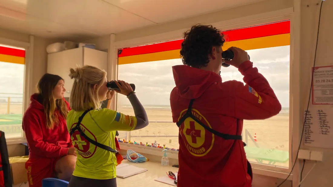 Surveillance des plages par les sauveteurs en mer des Dunes des Flandres