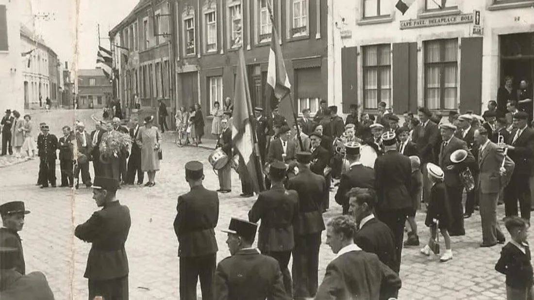 Photo de préparation du défilé de la Libération en septembre 1944