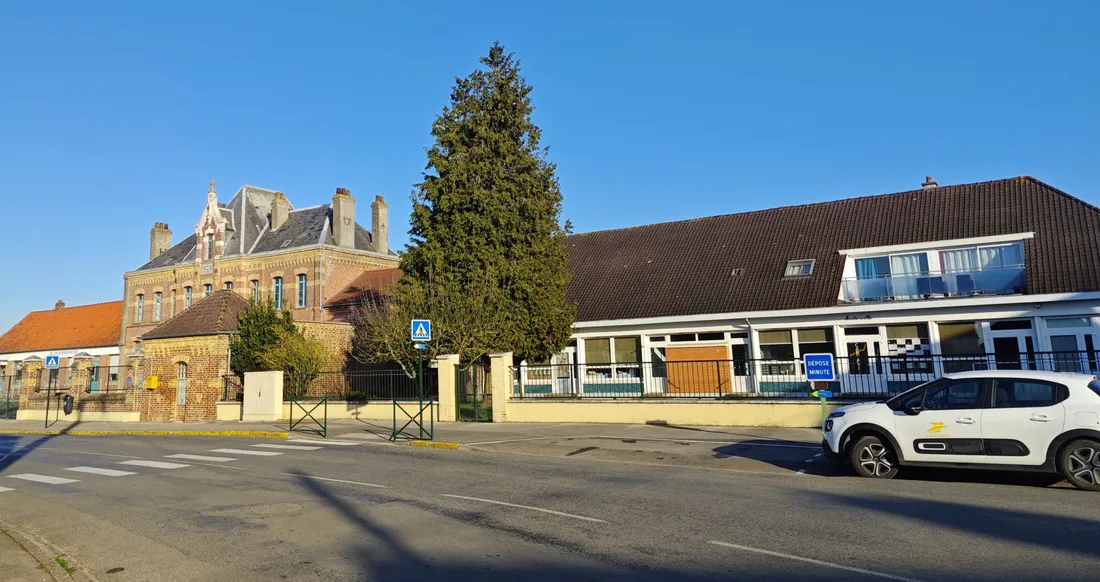 Les parents et les enfants sont inquiets.