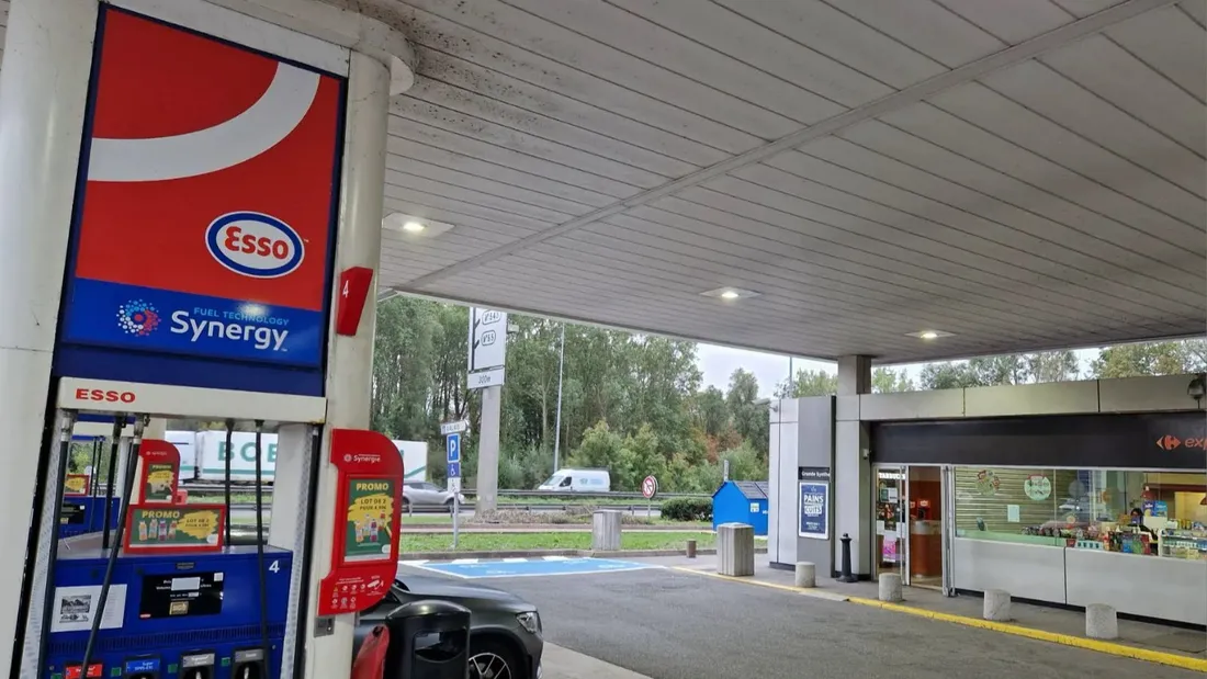 Station esso Grande-Synthe