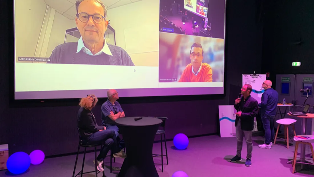 Le colloque « Aquarium du Futur » à Nausicaá était animé par David Lefort de France Télévision.