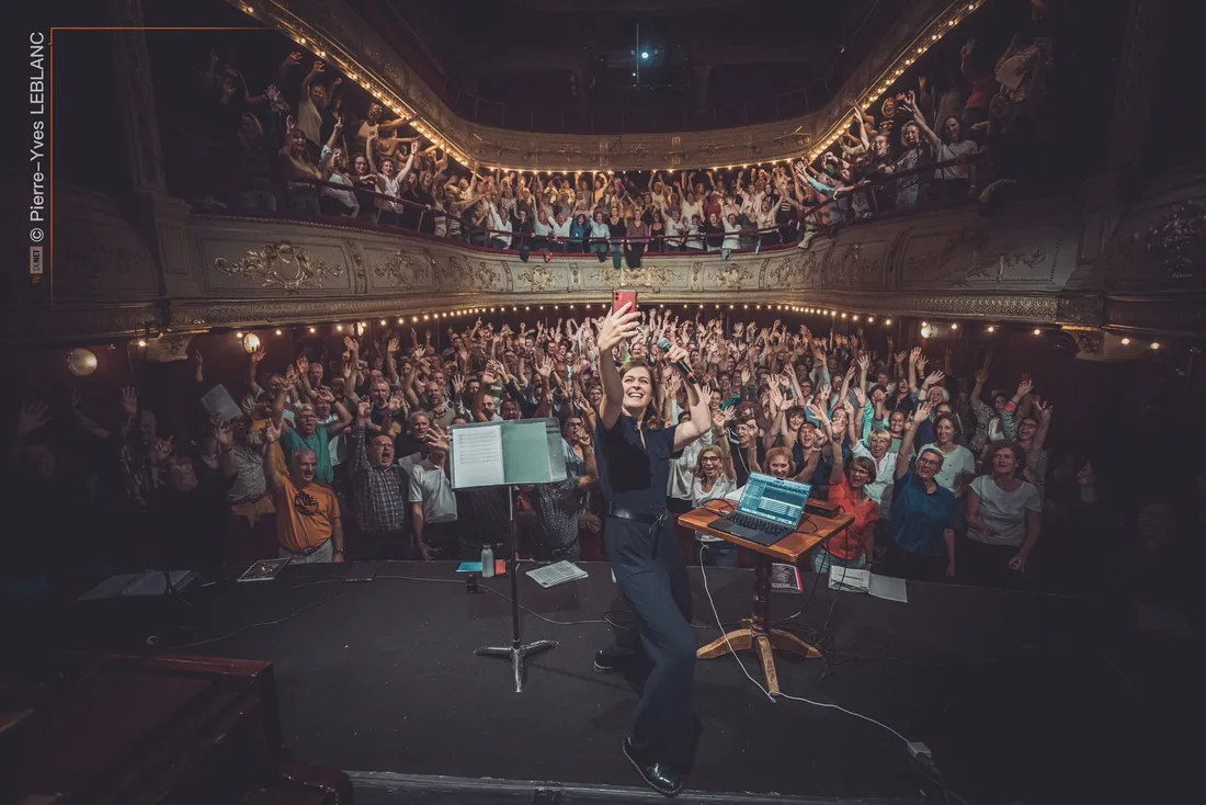 500 Voix, illustration