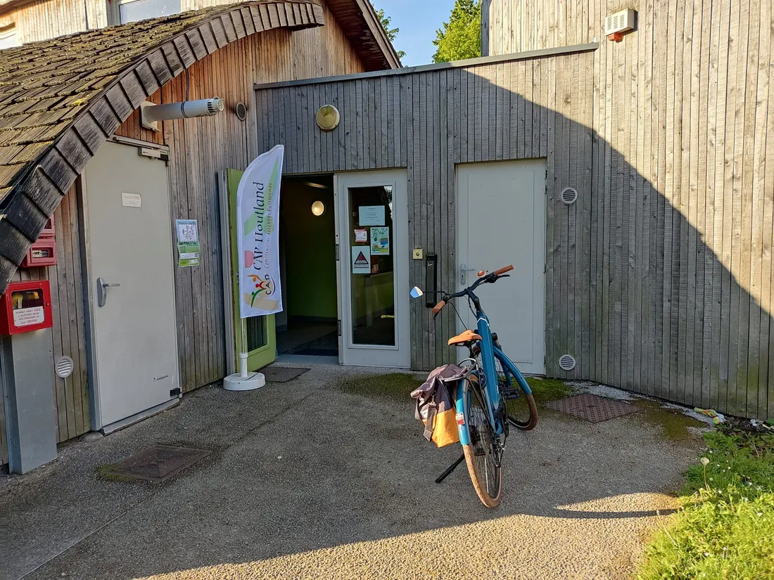 Cap Houtland, archives