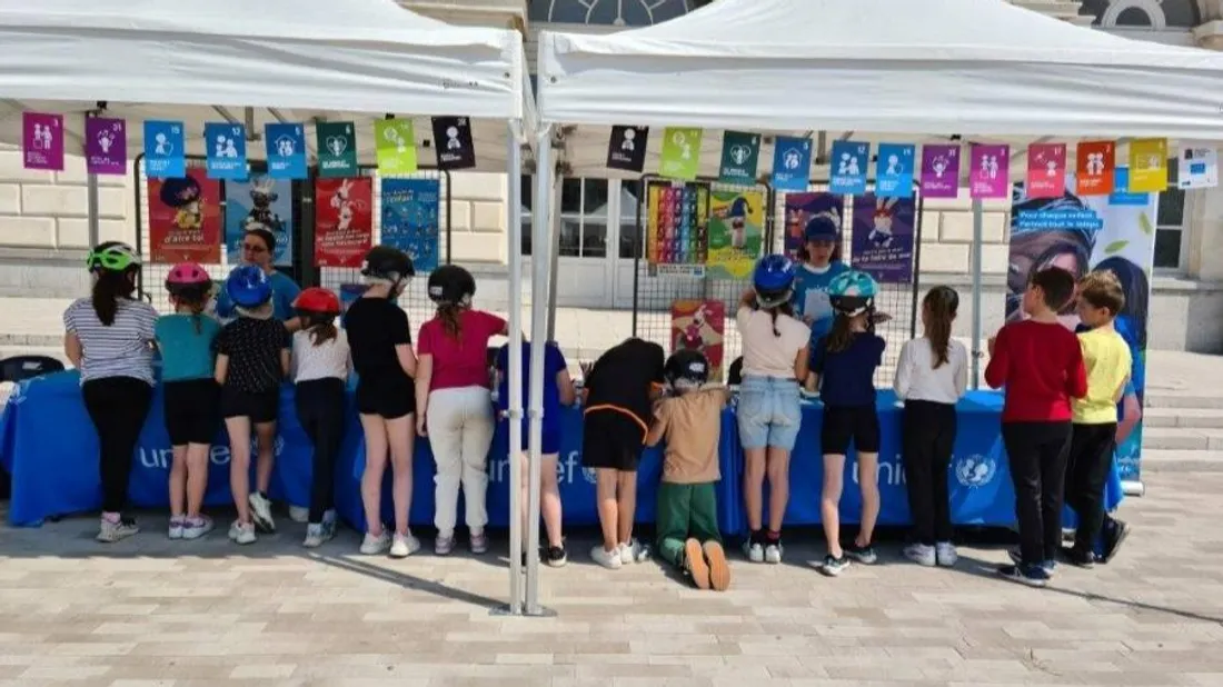 L'UNICEF mène régulièrement des actions dans les communes du Pays de Saint-Omer. 