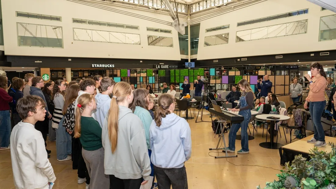 Les collégiens chanteront lors d'un concert organisé à l'église de Notre-Dame de Calais.