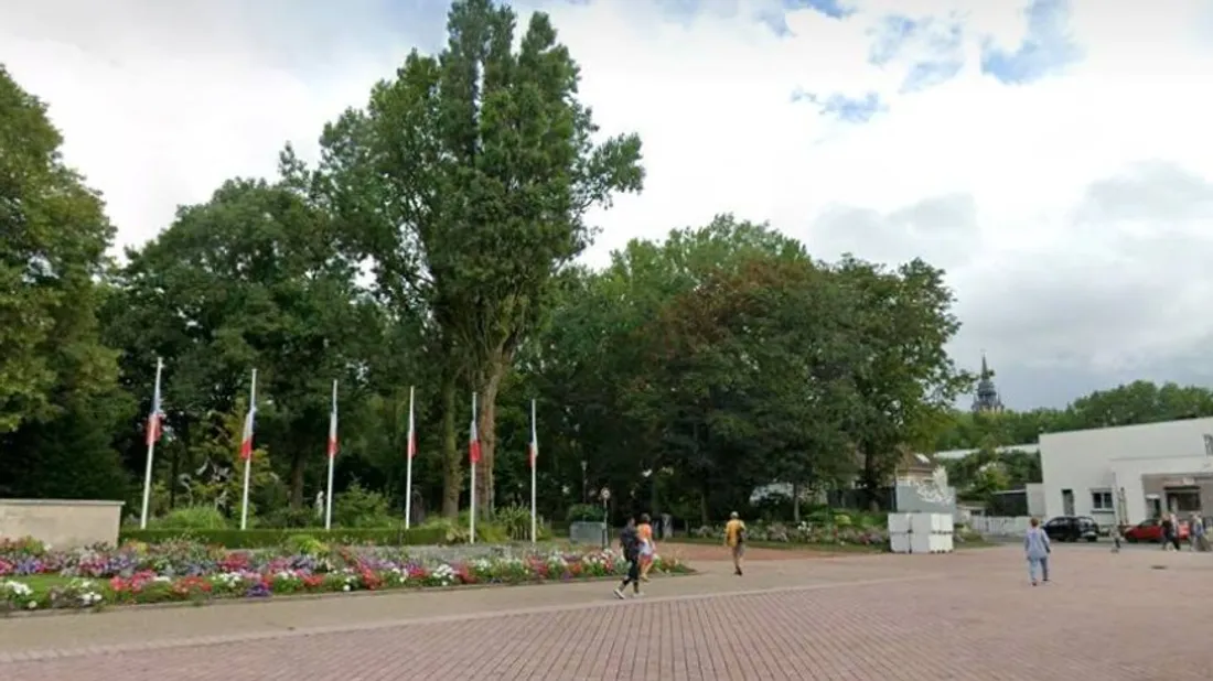 Un rassemblement est prévu ce vendredi soir devant le Parc Richelieu. 