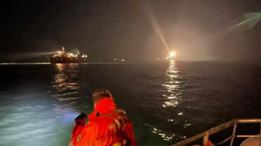 Des moyens ont été mis en place pour secourir les personnes en mer. 