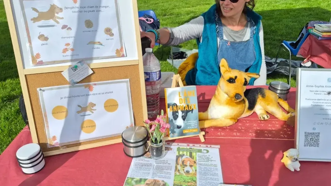 Anne-Sophie accompagne les propriétaires pour améliorer le bien-être de leurs animaux.