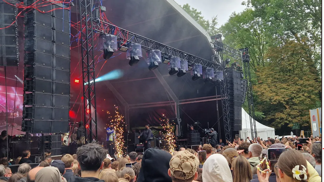 Dès 16 heures, les différentes têtes d'affiche ont performé au Fort-Louis à Coudekerque-Branche.