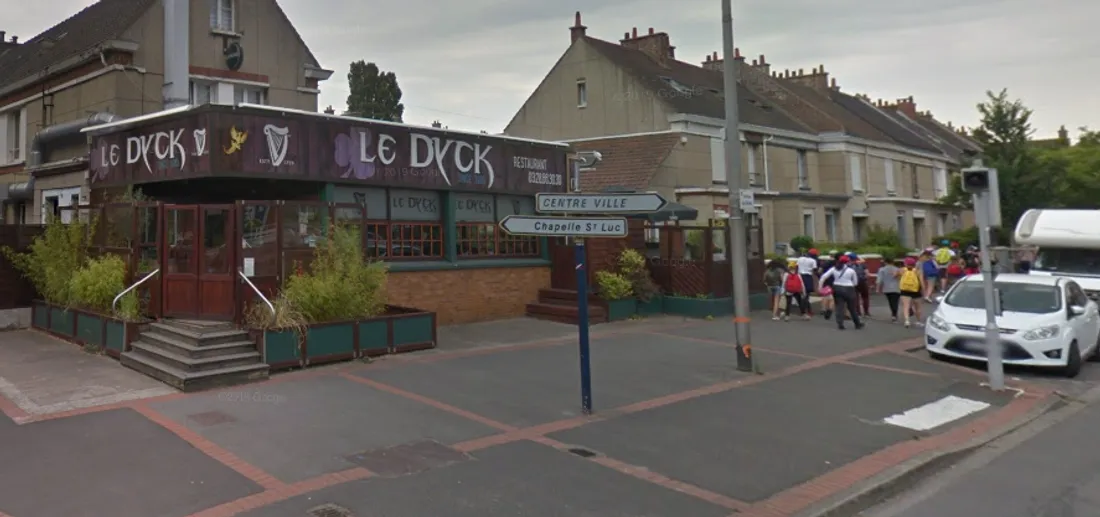 L'incendie a démarré ce vendredi matin. 