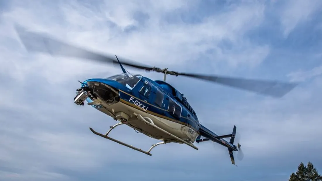 Un hélicoptère va passer au-dessus de la ville dans les prochains jours. 