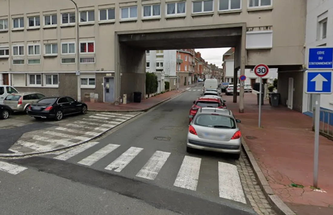 rue lion rouge calais