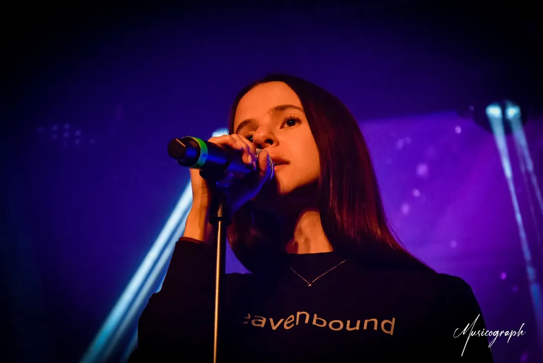 Marina Kaye sur la scène du Delta Music Live