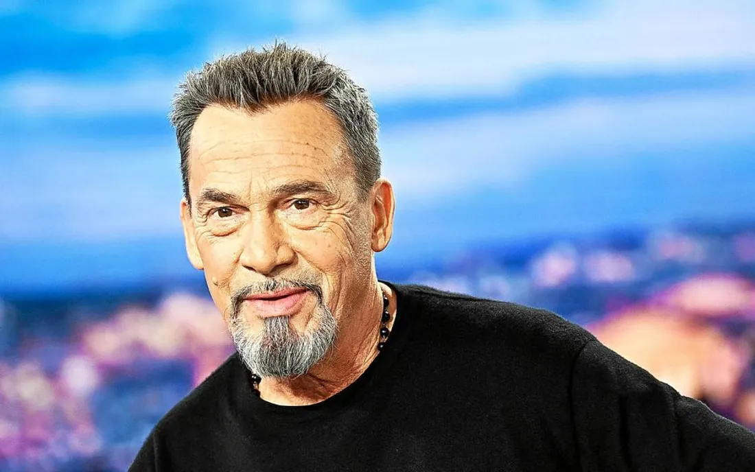 Florent Pagny sur le plateau du JT de 20h de TF1
