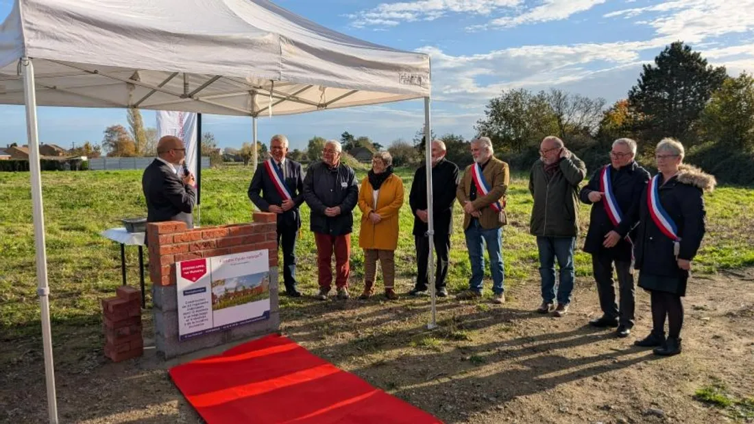 La première pierre a été posée le mercredi 5 novembre. 
