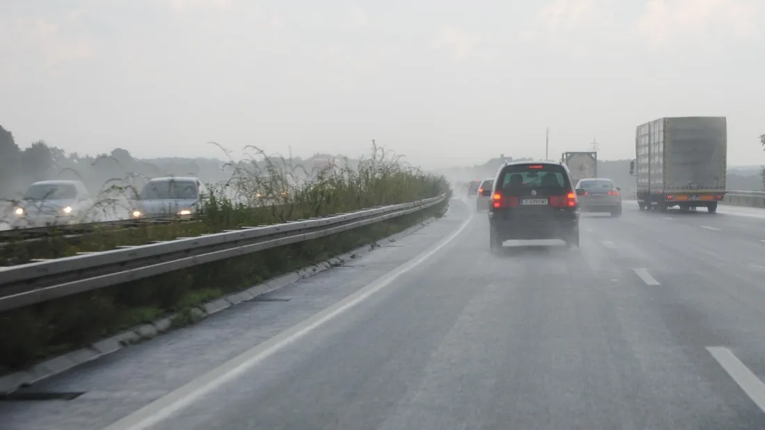 aquaplaning