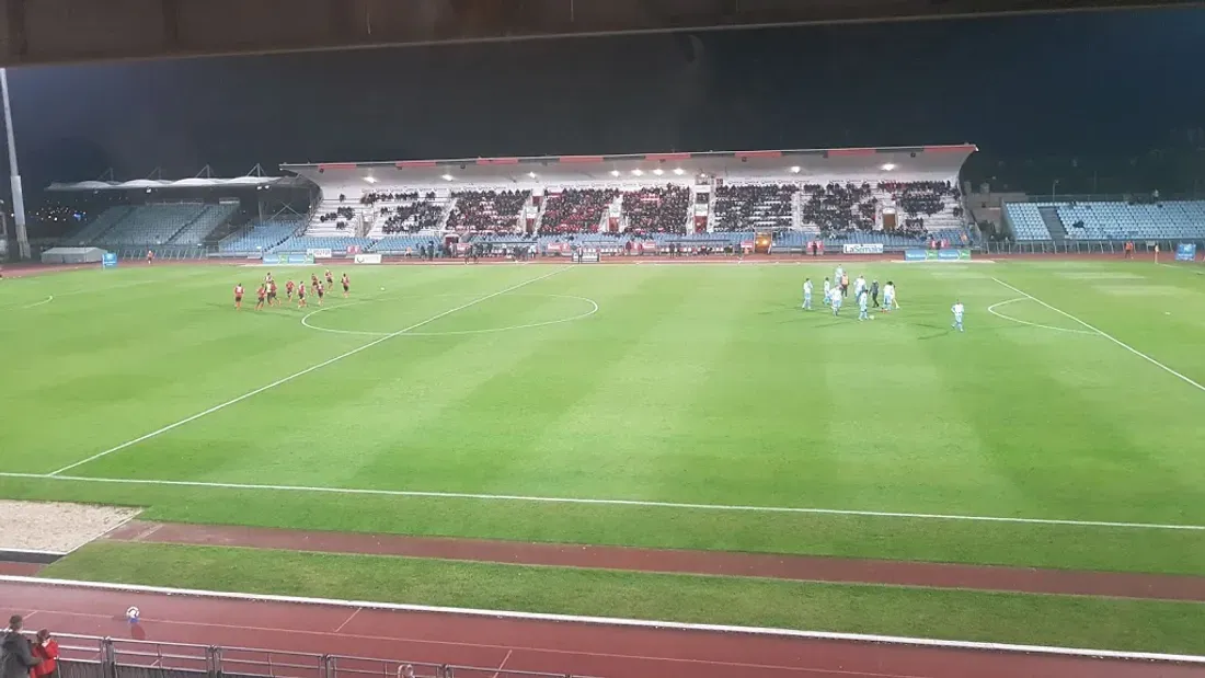 Le match se jouera au stade de la Libération à Boulogne-sur-Mer. 