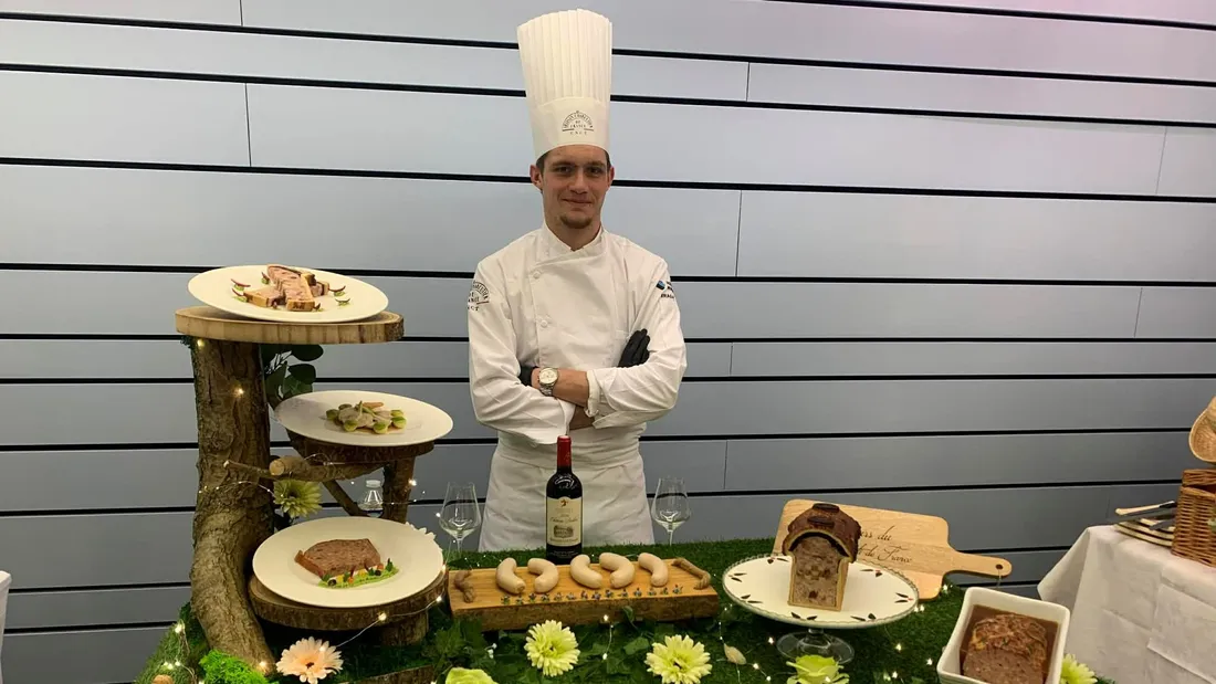 Lundi, Axel Dubois était noté pour son buffet. 