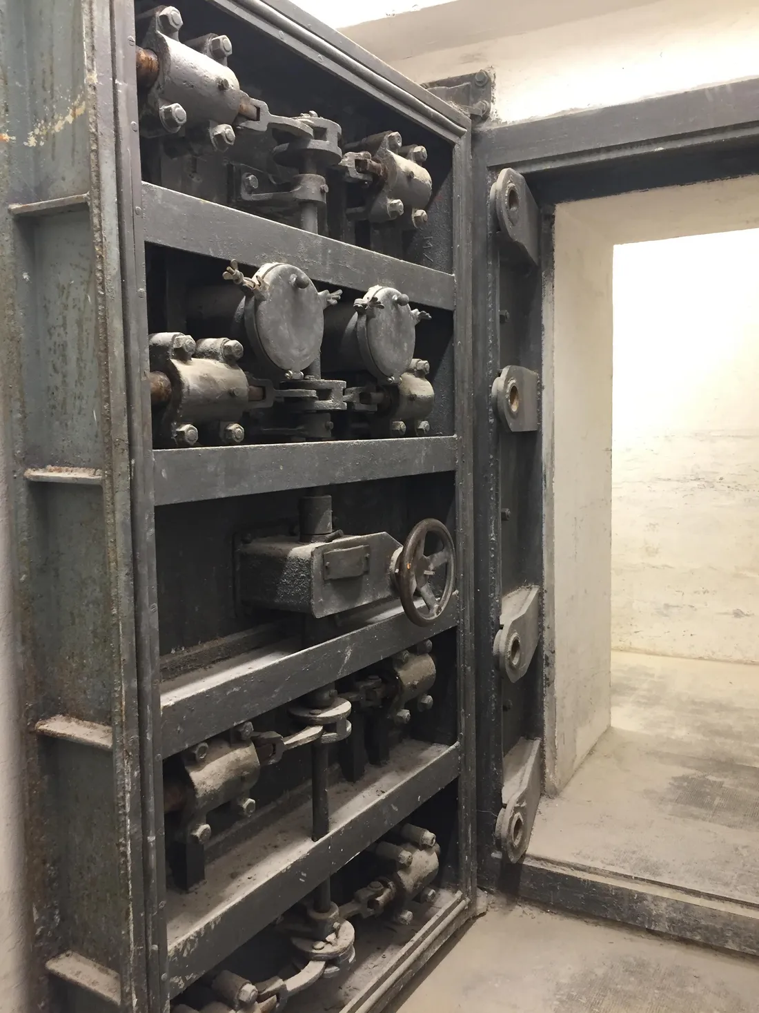 Le Quarante-Bunker_02 11 22_AVC