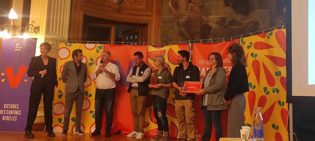La Bazouge de Chémeré - Victoires des cantines rebelles_18 10 23_DR