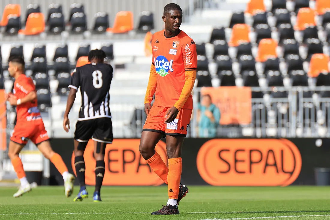 Yaya Sanogo n’a pas convaincu le staff lavallois.