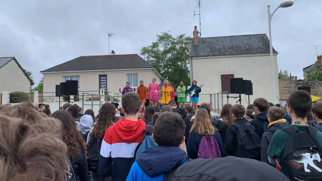 Lion d'Angers Flamme olympique Concert_28 05 24_AVC