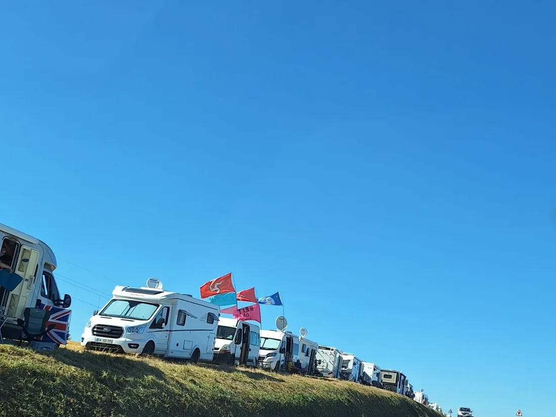 Tour de France Camping-cars_11 07 25_Gendarmerie de la Mayenne