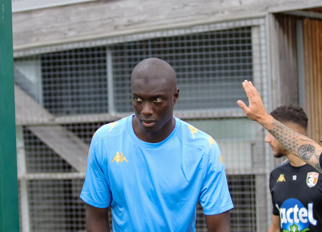 Mamadou Samassa arrive pour être gardien numéro 1.