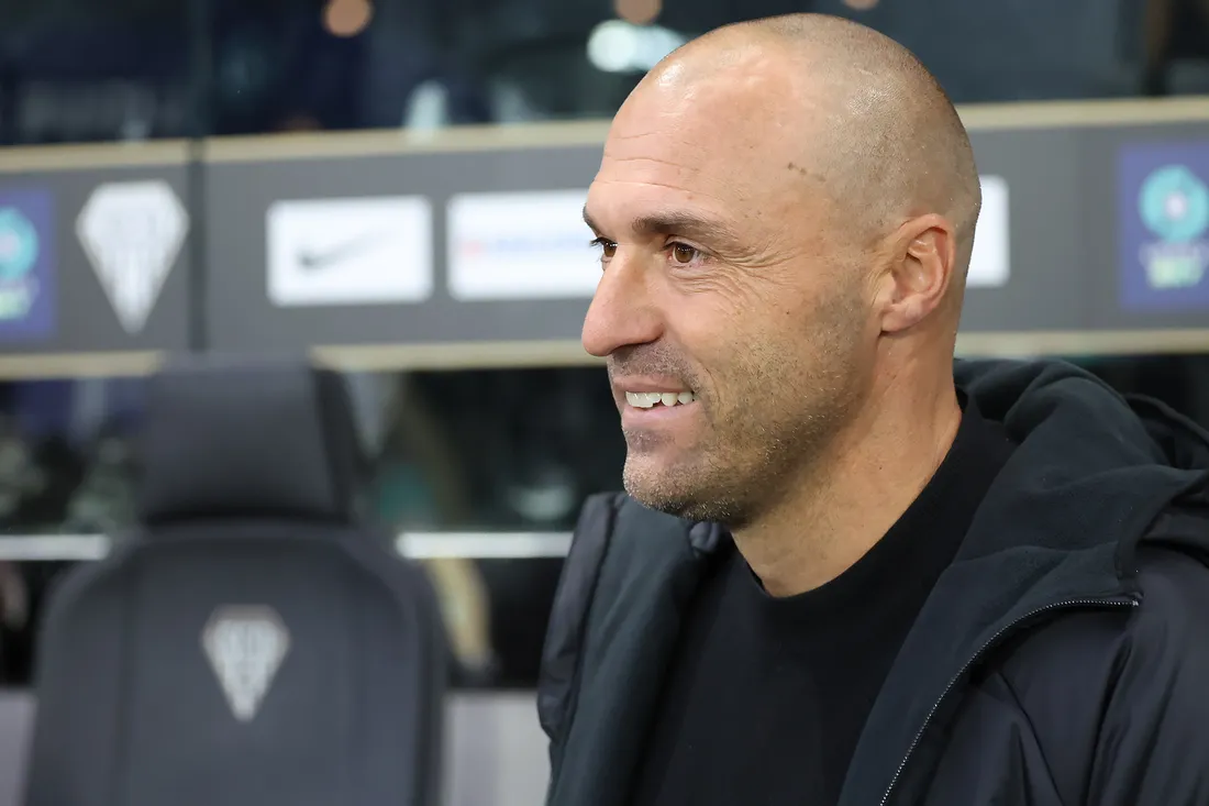 Alexandre Dujeux a prolongé d'une saison avec Angers Sco.