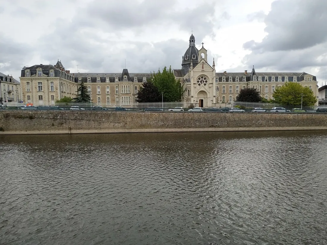 CHHA Hotel Dieu hopital Chateau-Gontier_10 07 20_CJ