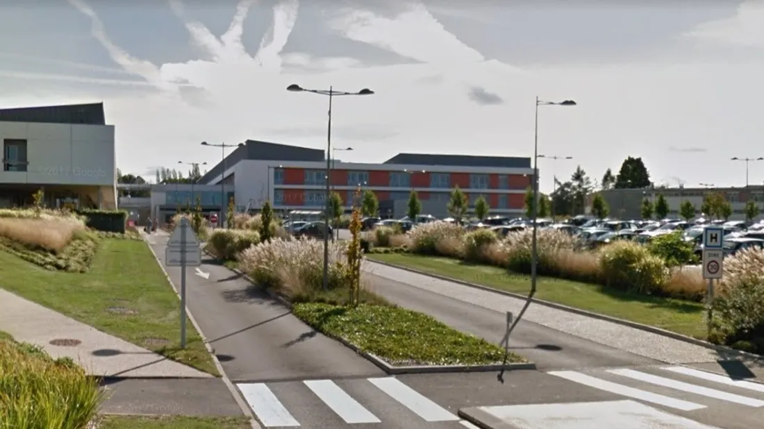 CHNM Hopital Mayenne ©Google Street View.jpg