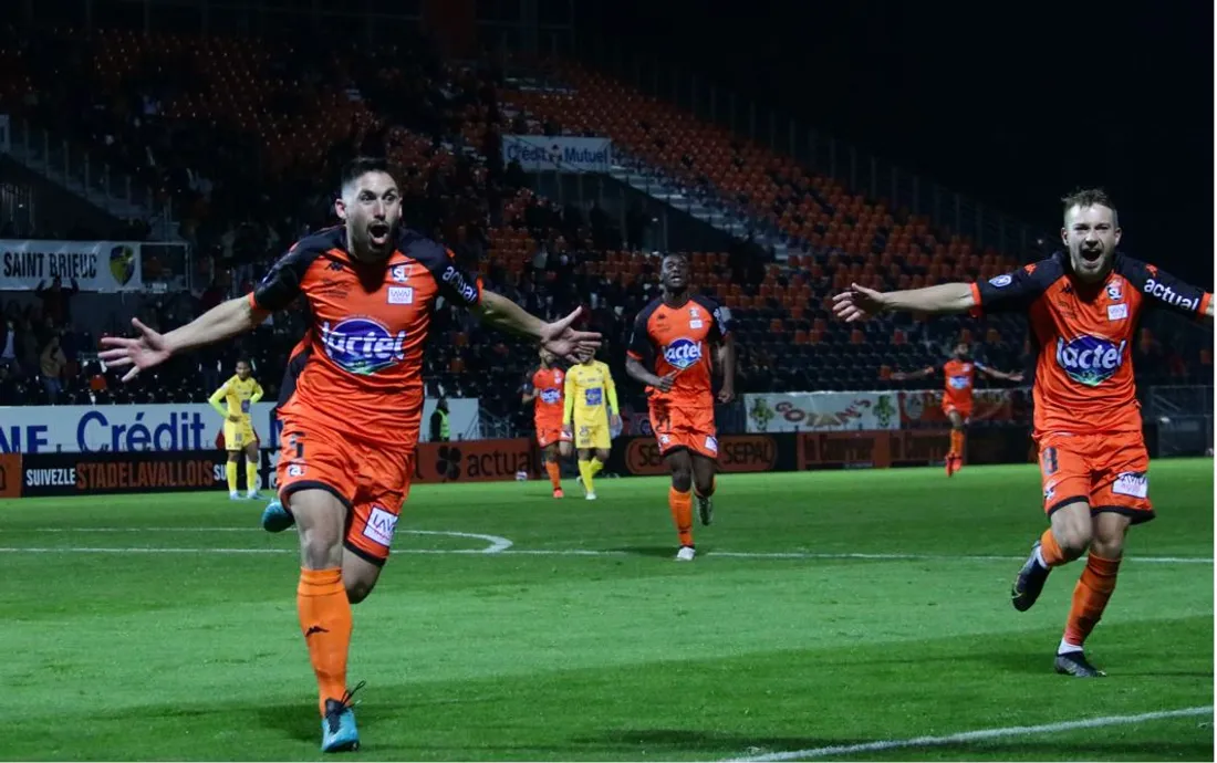 Julien Maggiotti a inscrit le deuxième but lavallois.