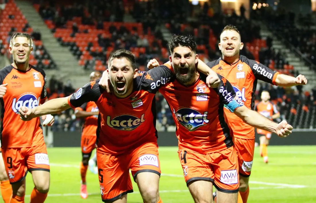 Julien Maggiotti et Jimmy sont dans l'équipe-type de l'année.