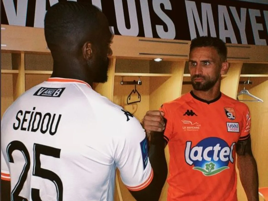 Le Stade lavallois a dévoilé ses nouveaux maillots.