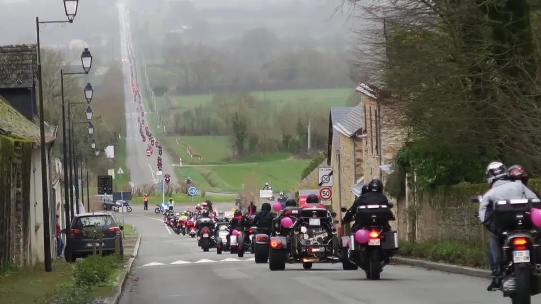 Défilé moto 8 mars_2022_Toutes en moto 53