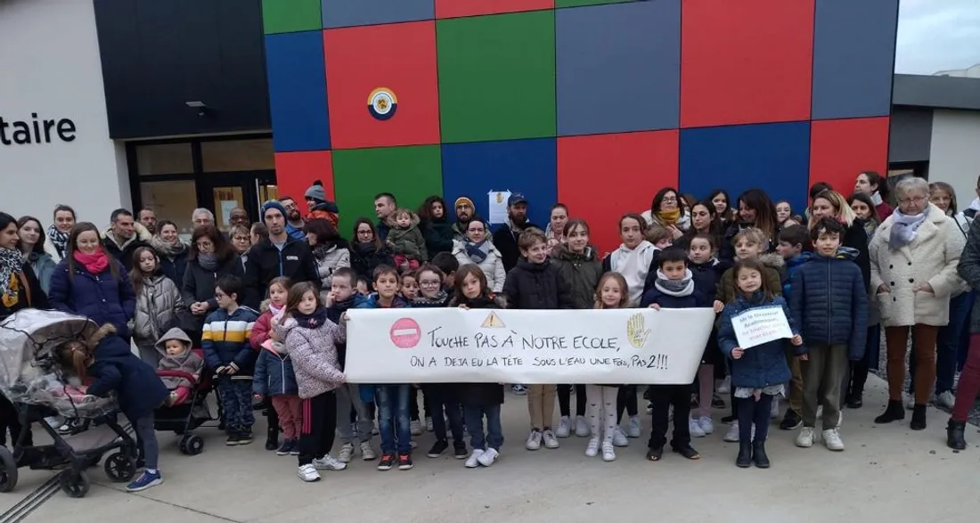 Ecole Albert Jacquard Genest Manif_02 02 23_DR