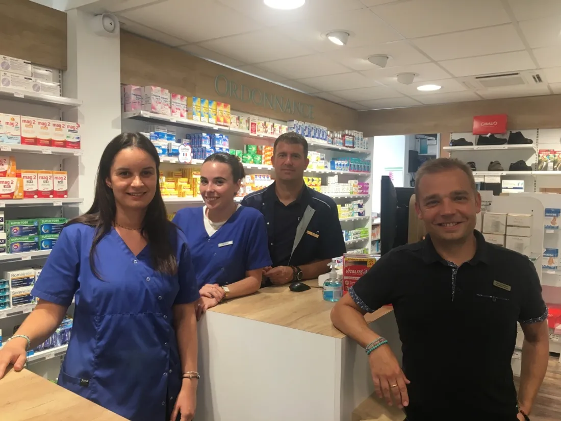 Equipe pharmacie Galien Segré_27 09 23_Marie Chevillard