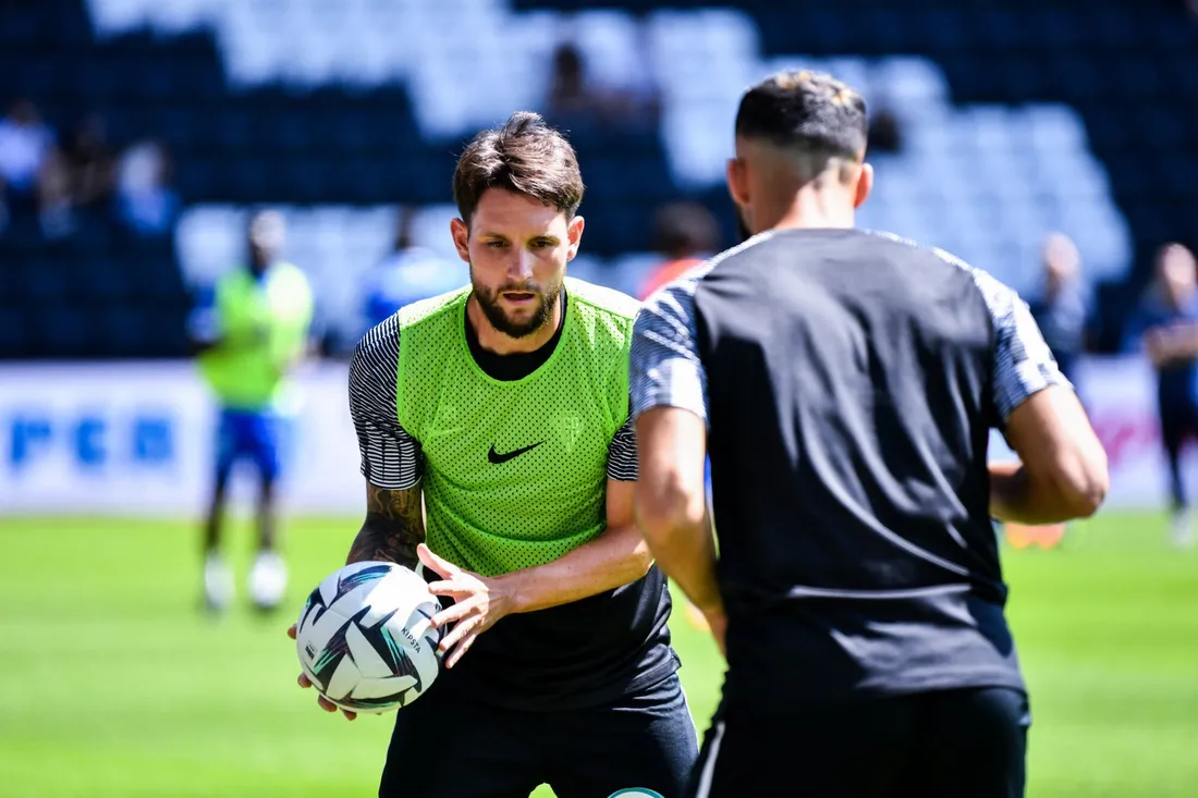 Jordan Lefort à l'échauffement avant le match face à l'AJA
