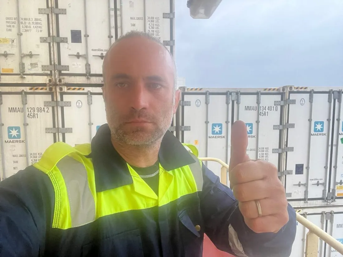 Fabrice Amedeo sauvetage Route du Rhum Nexans-Art et Fenetres_14_11_22_Fabrice Amedeo