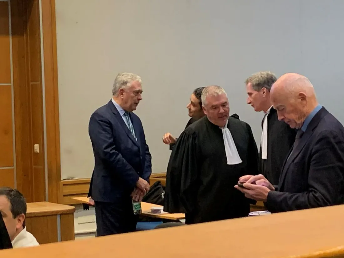 Gilles Bourdouleix artifice Cholet_20 11 25_AVC