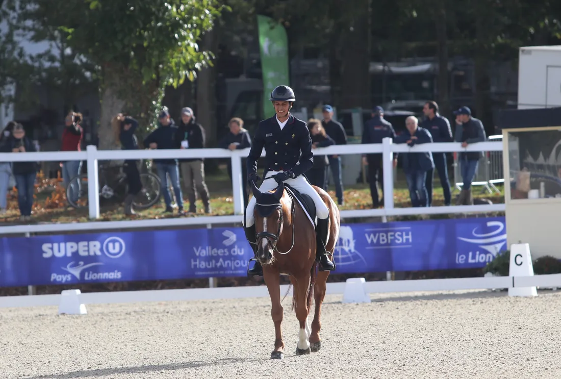 Le Français Stéphane Landois satisfait après son passage au dressage.