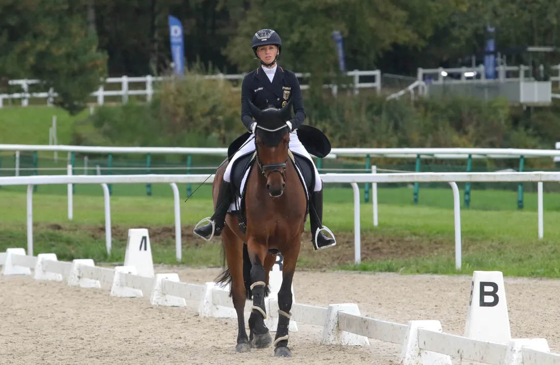 Anna Siemer sur son cheval Pirate Smile.