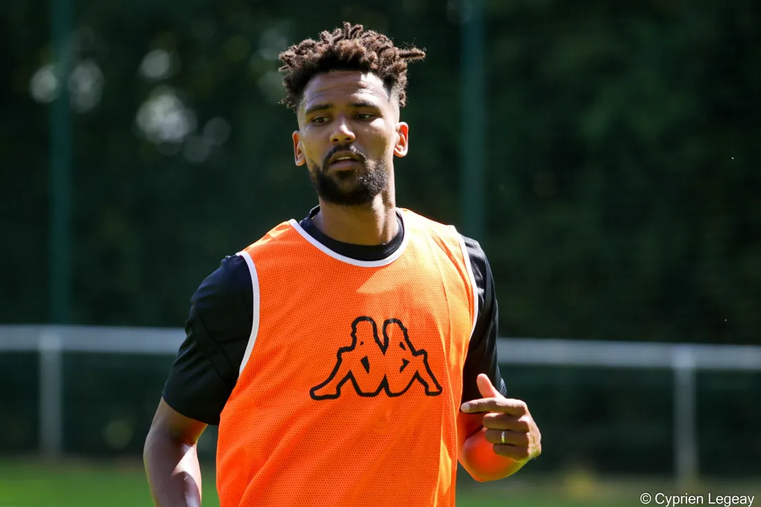 Kévin Tapoko quitte le Stade lavallois.