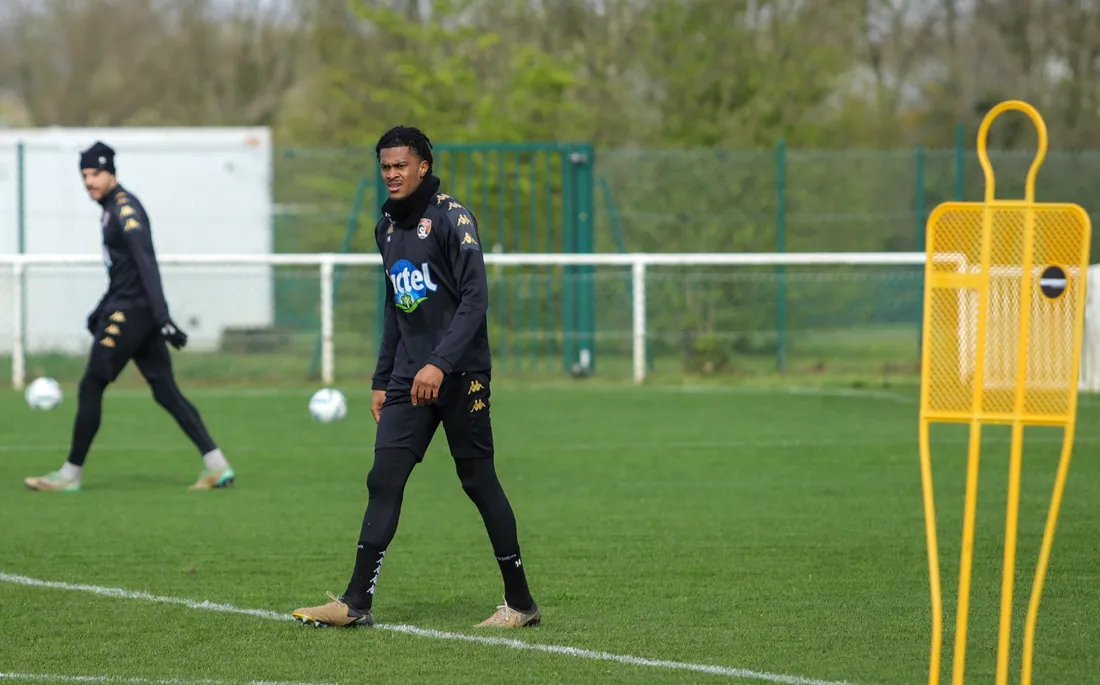 Jordan Tell dispose d'un bon de sortie.