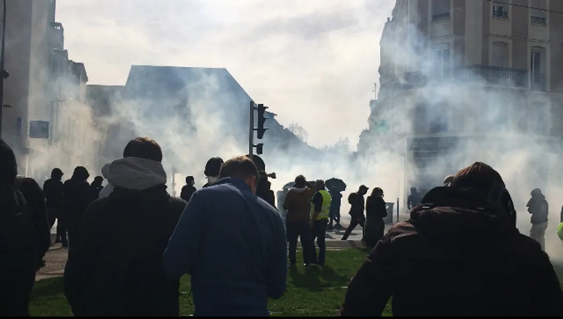 Manif Angers Fumi_28 03 23_AVC
