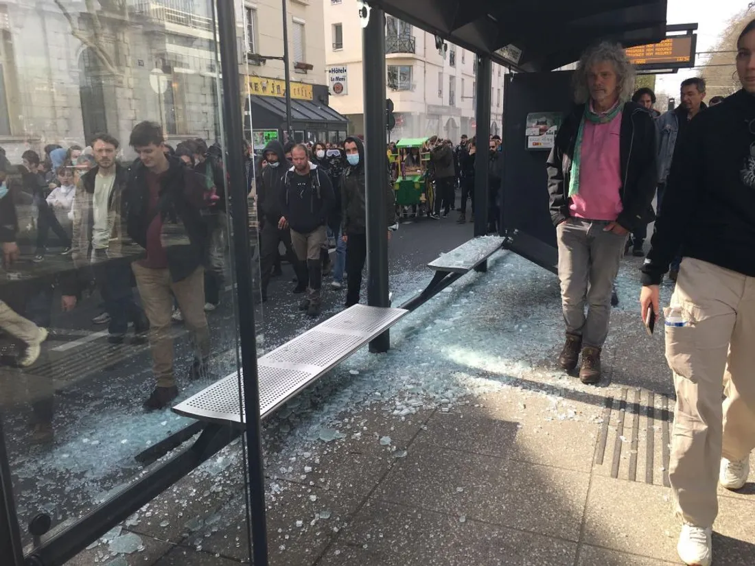 Manif Angers Casse 49_28 03 23_AVC