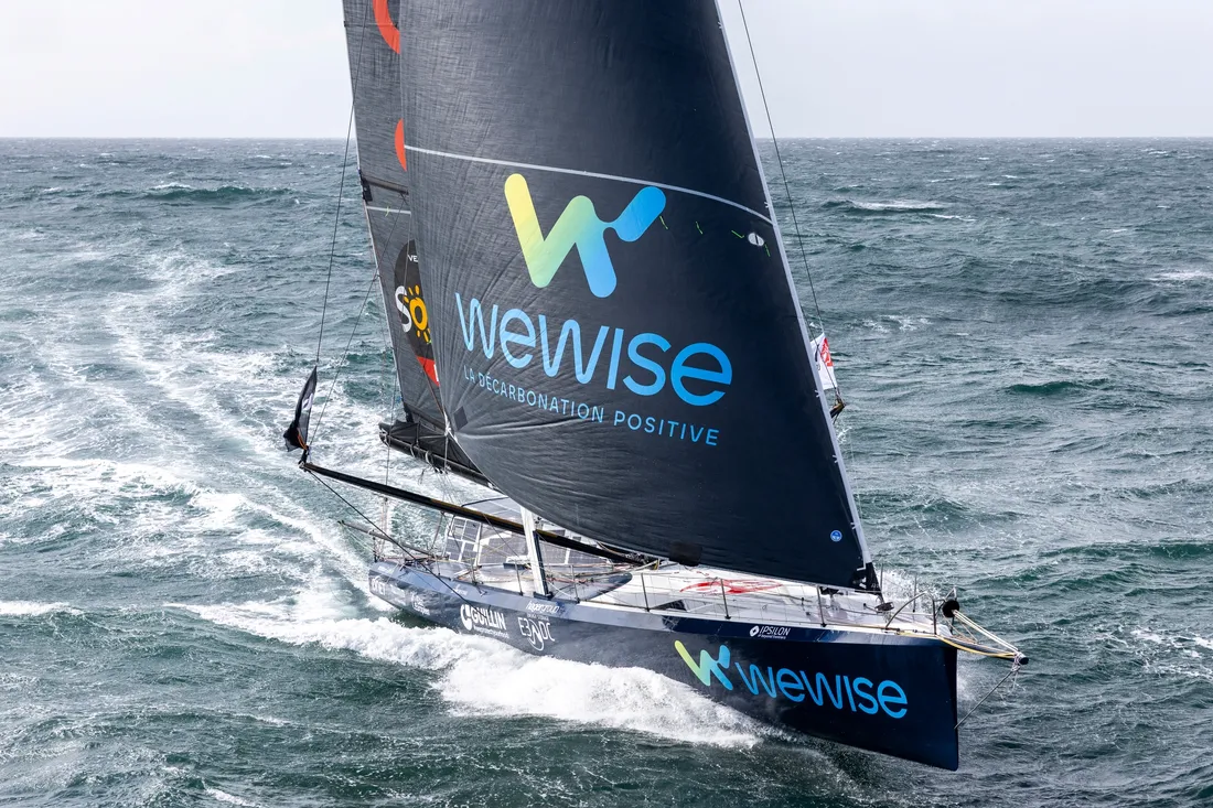 L'imoca Nexans-Wewise de Fabrice Amedeo.