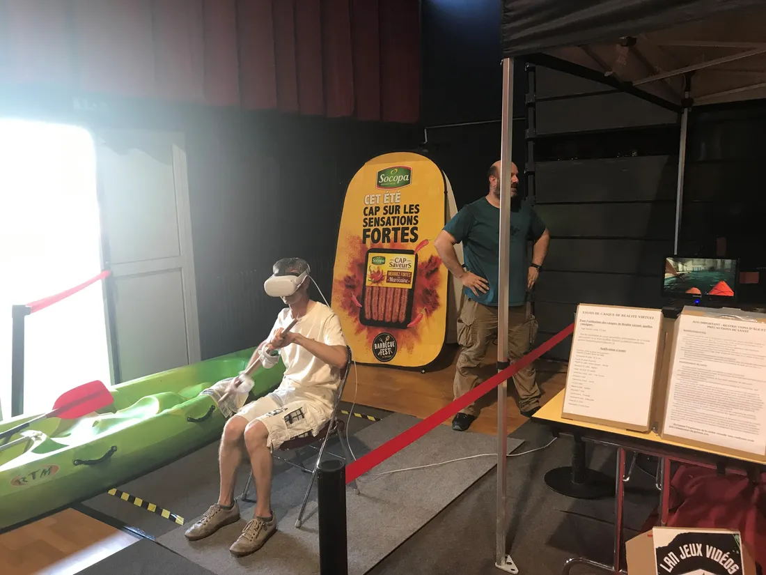 Parmi les animations présents au Club 2024 à Evron, il y a un stand de E-sport. 