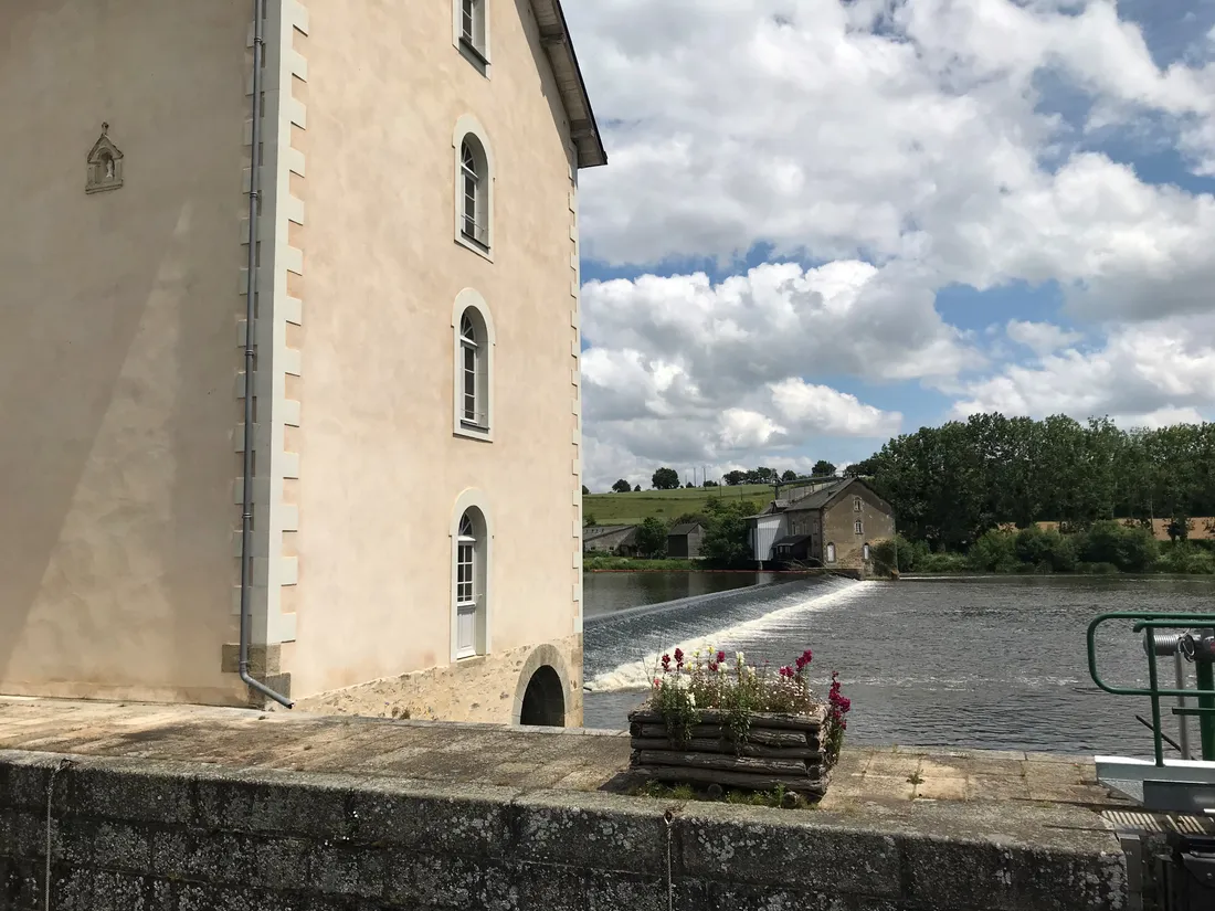 Un crédit de 200 000 euros en lien avec les crues enregistrées précédemment a été rajouté. 