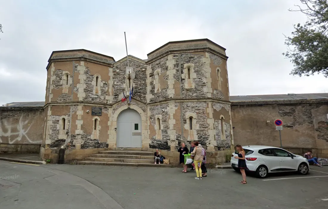Entrée prison d'Angers_05 09 25_Capture d'image Google Street View